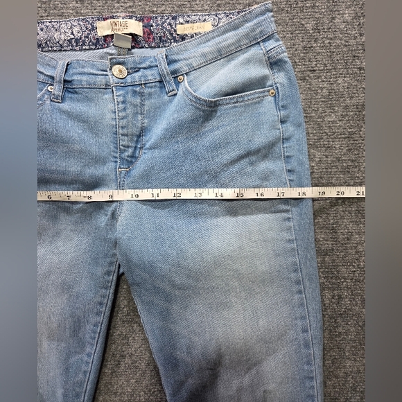 Vintage America Blues Bestie Jean 4/27 Floral Embroidered Straight Light Wash - Picture 9 of 14